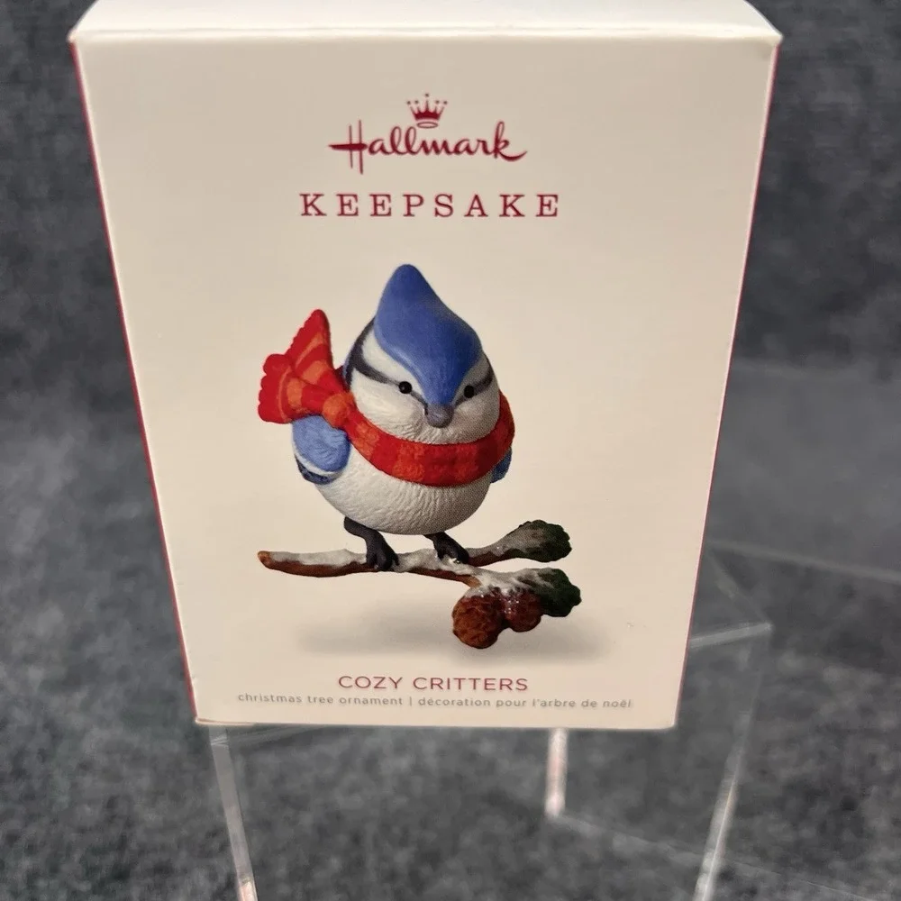 2018 Hallmark Keepsake Ornament Cozy Critters #2 Blue Jay New QX9433